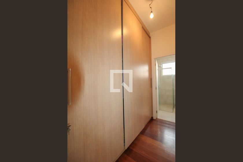 Casa à Venda - Lot. Alphaville Campinas, 5 Quartos,  900 m2 em , Campinas - sp | SoloBR