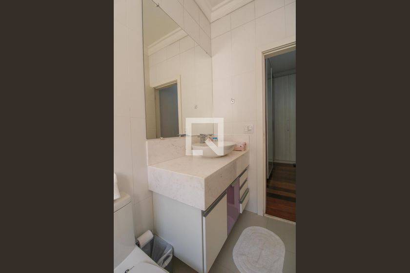 Casa à Venda - Lot. Alphaville Campinas, 5 Quartos,  900 m2 em , Campinas - sp | SoloBR