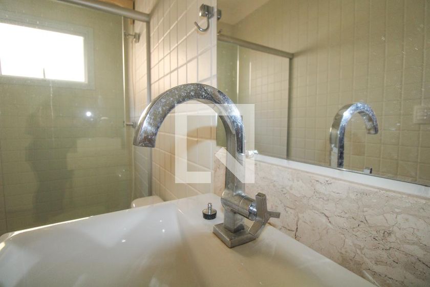 Casa à Venda - Lot. Alphaville Campinas, 5 Quartos,  900 m2 em , Campinas - sp | SoloBR