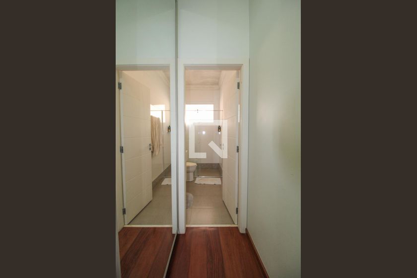 Casa à Venda - Lot. Alphaville Campinas, 5 Quartos,  900 m2 em , Campinas - sp | SoloBR