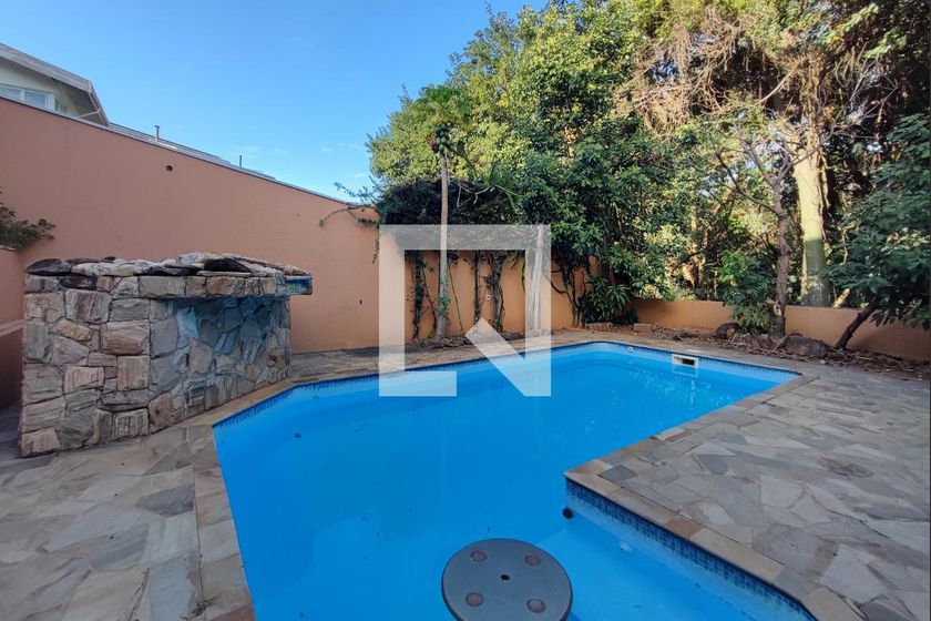 Casa à Venda - Parque Prado, 6 Quartos,  377 m2 em , Campinas - sp | SoloBR