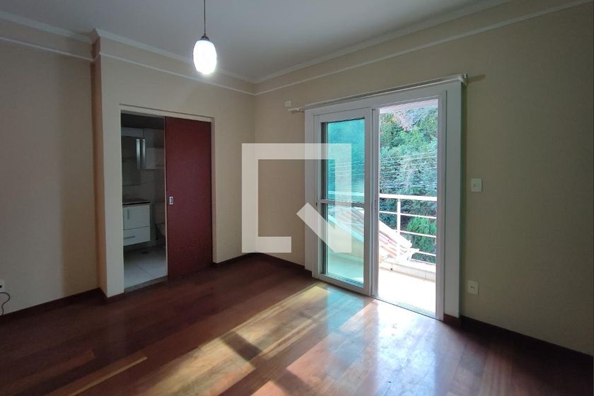 Casa à Venda - Parque Prado, 6 Quartos,  377 m2 em , Campinas - sp | SoloBR
