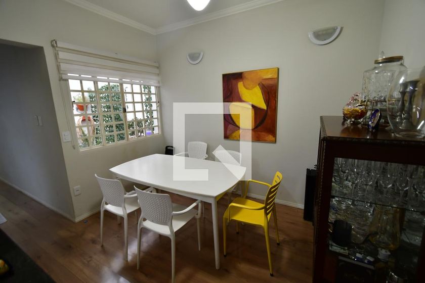 Casa à Venda - Guanabara, 4 Quartos,  280 m2 em , Campinas - sp | SoloBR