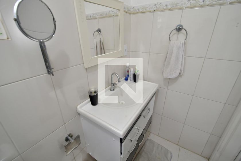Casa à Venda - Guanabara, 4 Quartos,  280 m2 em , Campinas - sp | SoloBR