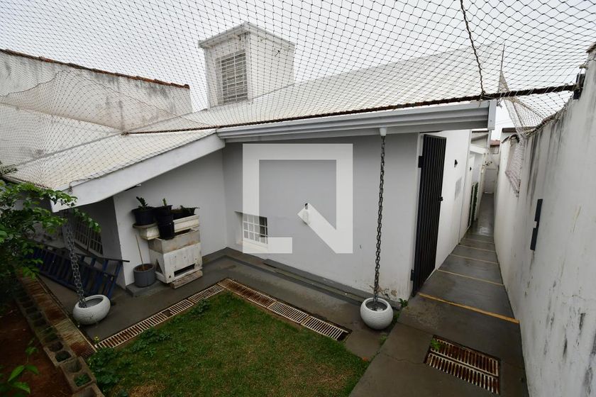 Casa à Venda - Guanabara, 4 Quartos,  280 m2 em , Campinas - sp | SoloBR