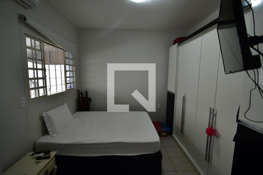 Casa à Venda - Guanabara, 4 Quartos,  280 m2 em , Campinas - sp | SoloBR