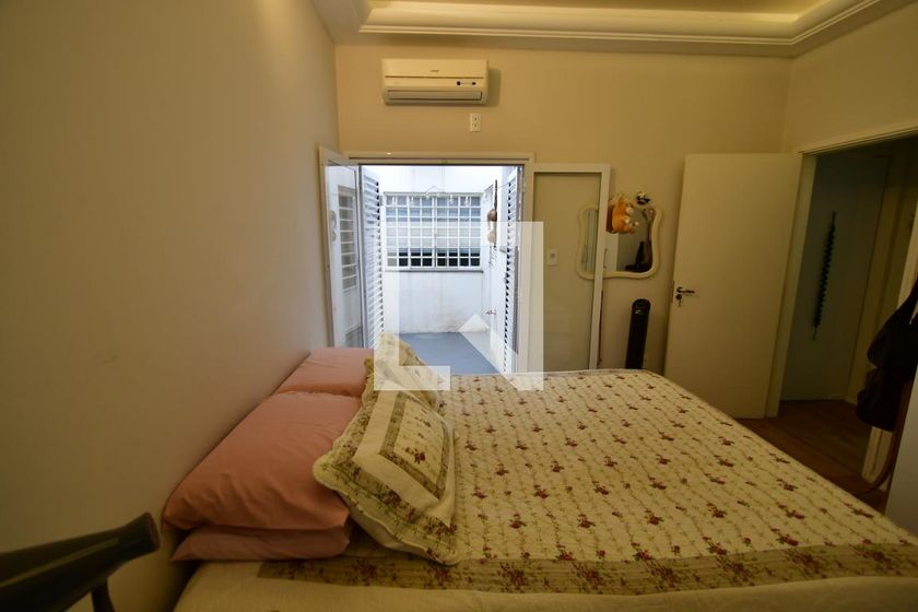Casa à Venda - Guanabara, 4 Quartos,  280 m2 em , Campinas - sp | SoloBR
