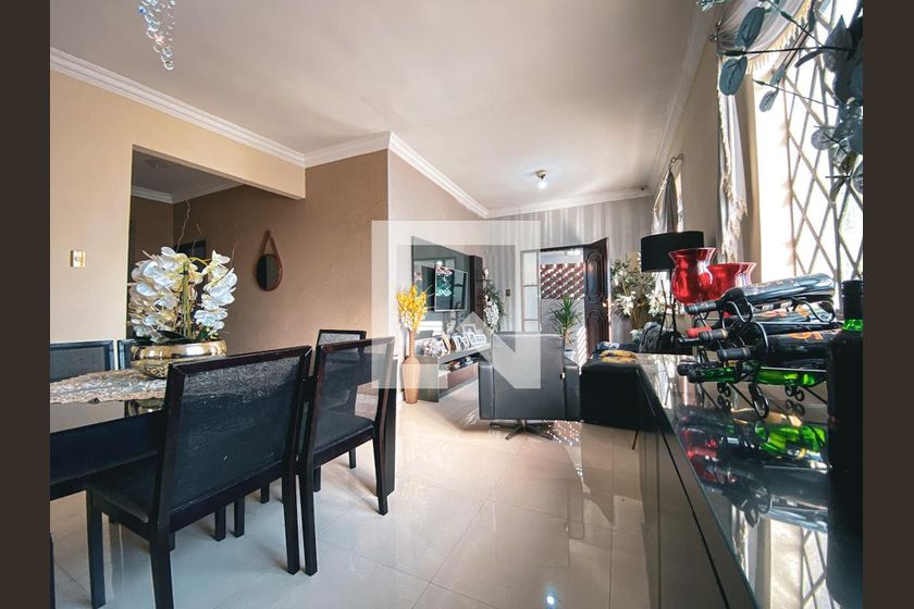 Casa, 3 quartos, 442 m² - Foto 2