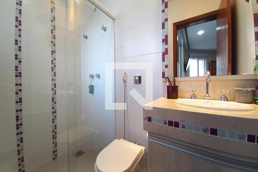 Casa à Venda - Swiss Park, 4 Quartos,  450 m2 em , Campinas - sp | SoloBR