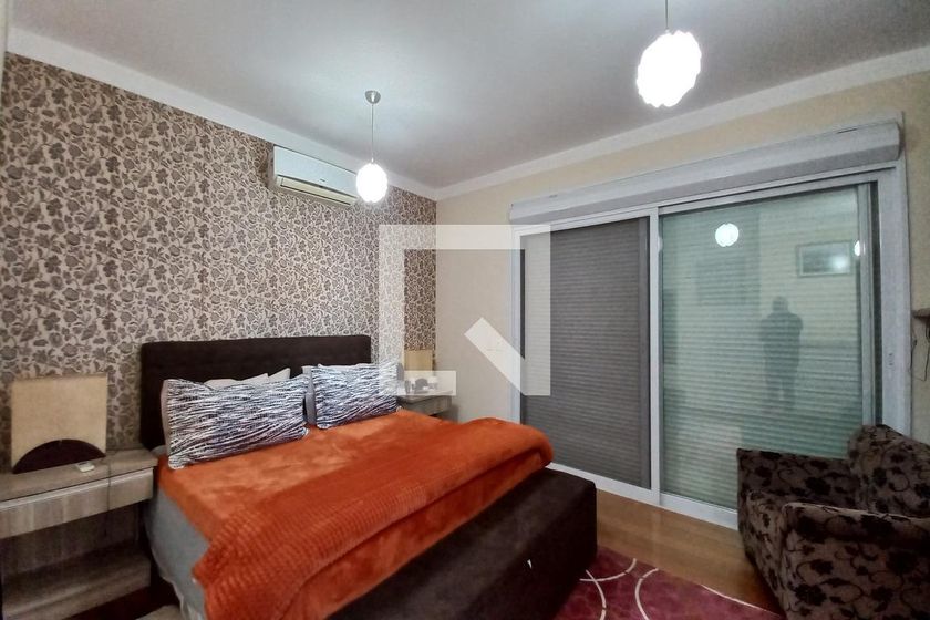 Casa à Venda - Swiss Park, 4 Quartos,  450 m2 em , Campinas - sp | SoloBR