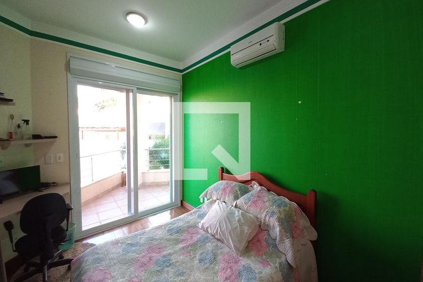 Casa à Venda - Swiss Park, 4 Quartos,  450 m2 em , Campinas - sp | SoloBR