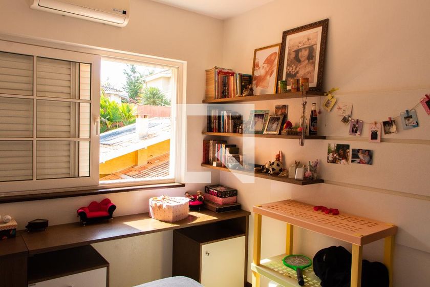 Casa à Venda - Lot. Alphaville Campinas, 4 Quartos,  704 m2 em , Campinas - sp | SoloBR