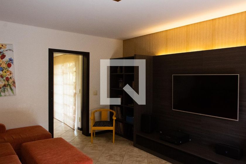 Casa à Venda - Lot. Alphaville Campinas, 4 Quartos,  704 m2 em , Campinas - sp | SoloBR