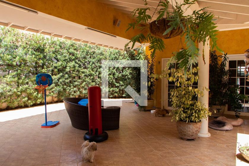 Casa à Venda - Lot. Alphaville Campinas, 4 Quartos,  704 m2 em , Campinas - sp | SoloBR