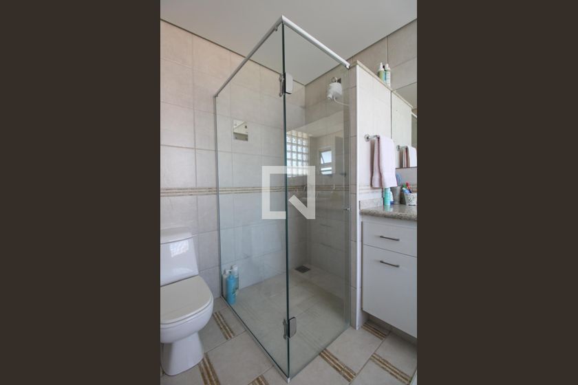 Casa à Venda - Mansões Santo Antônio, 4 Quartos,  300 m2 em , Campinas - sp | SoloBR