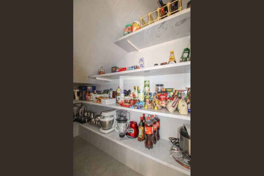 Casa à Venda - Mansões Santo Antônio, 4 Quartos,  300 m2 em , Campinas - sp | SoloBR