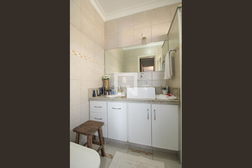 Casa à Venda - Mansões Santo Antônio, 4 Quartos,  300 m2 em , Campinas - sp | SoloBR