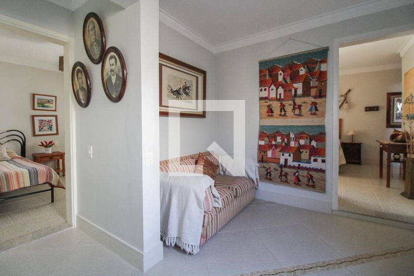 Casa à Venda - Mansões Santo Antônio, 4 Quartos,  300 m2 em , Campinas - sp | SoloBR