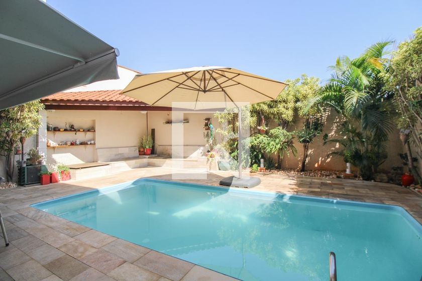 Casa à Venda - Mansões Santo Antônio, 4 Quartos,  300 m2 em , Campinas - sp | SoloBR