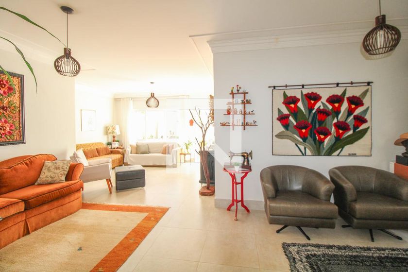 Casa à Venda - Mansões Santo Antônio, 4 Quartos,  300 m2 em , Campinas - sp | SoloBR