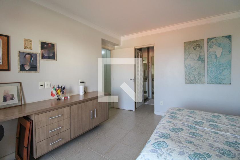 Casa à Venda - Mansões Santo Antônio, 4 Quartos,  300 m2 em , Campinas - sp | SoloBR