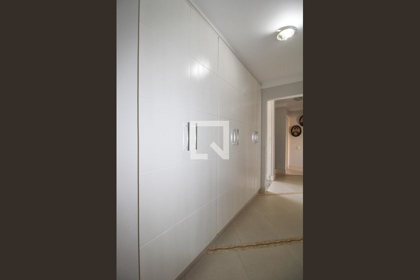 Casa à Venda - Mansões Santo Antônio, 4 Quartos,  300 m2 em , Campinas - sp | SoloBR