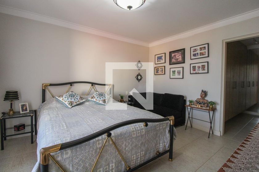 Casa à Venda - Mansões Santo Antônio, 4 Quartos,  300 m2 em , Campinas - sp | SoloBR