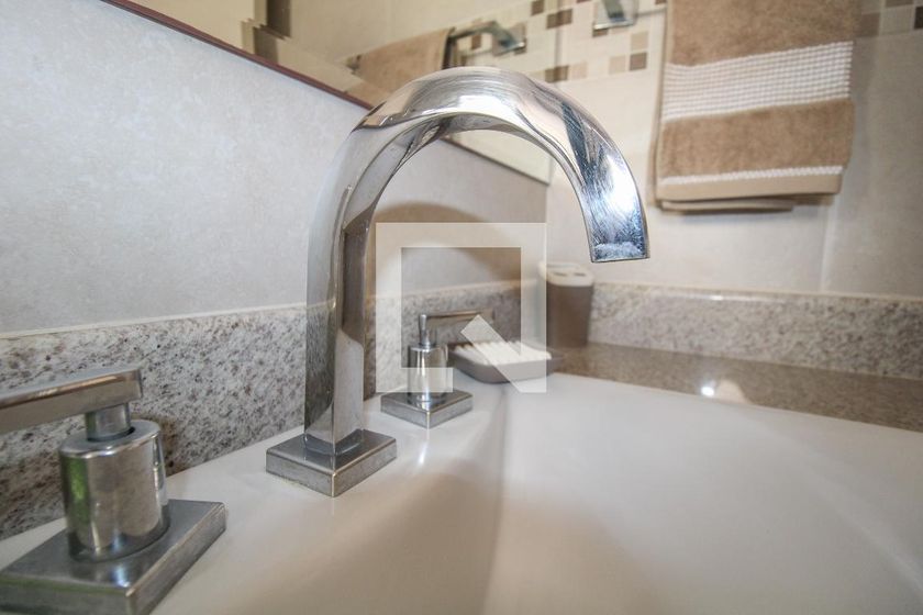 Casa à Venda - Mansões Santo Antônio, 4 Quartos,  300 m2 em , Campinas - sp | SoloBR