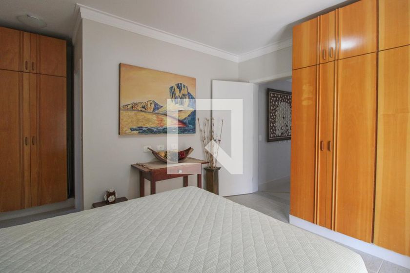 Casa à Venda - Mansões Santo Antônio, 4 Quartos,  300 m2 em , Campinas - sp | SoloBR