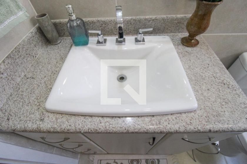 Casa à Venda - Mansões Santo Antônio, 4 Quartos,  300 m2 em , Campinas - sp | SoloBR