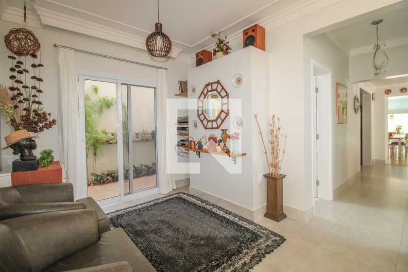 Casa à Venda - Mansões Santo Antônio, 4 Quartos,  300 m2 em , Campinas - sp | SoloBR