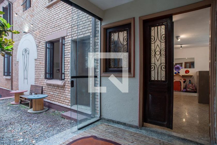 Casa, 4 quartos, 230 m² - Foto 18