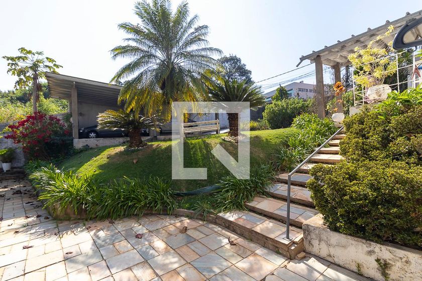 Casa à Venda - Jardim Planalto, 3 Quartos,  910 m2 em , Campinas - sp | SoloBR