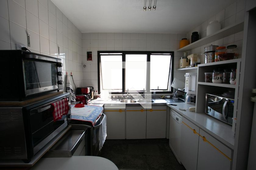 Apartamento, 3 quartos, 210 m² - Foto 133