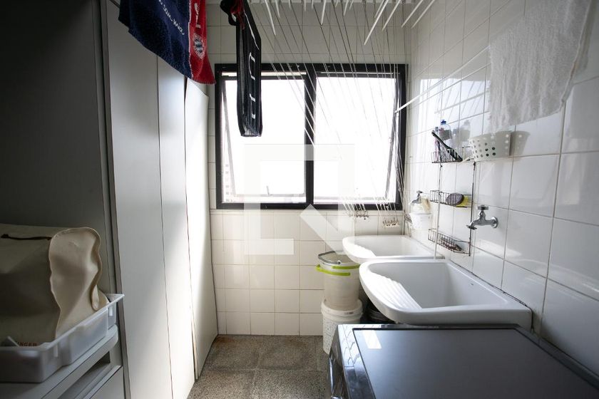 Apartamento, 3 quartos, 210 m² - Foto 159