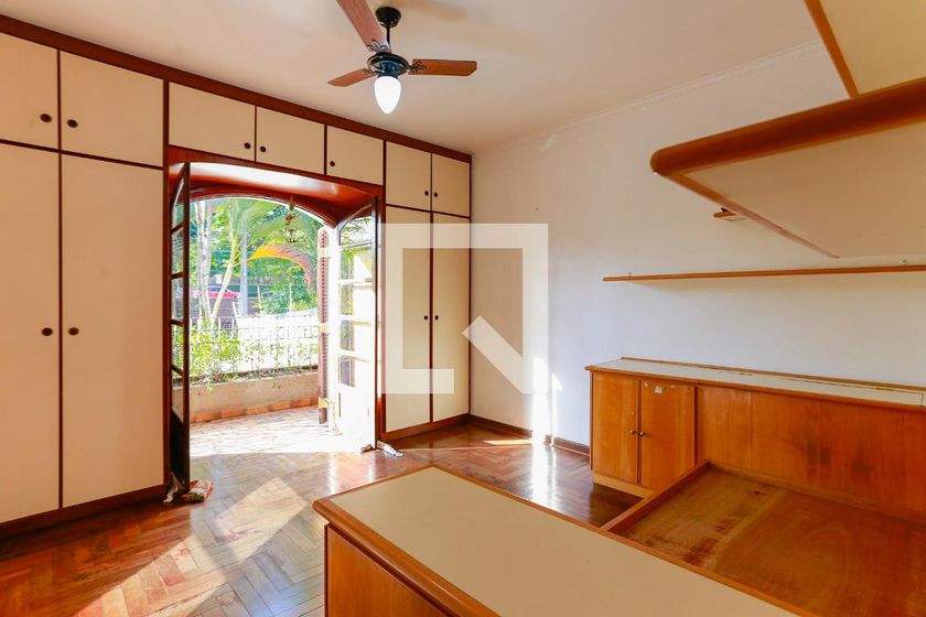Casa, 4 quartos, 300 m² - Foto 49