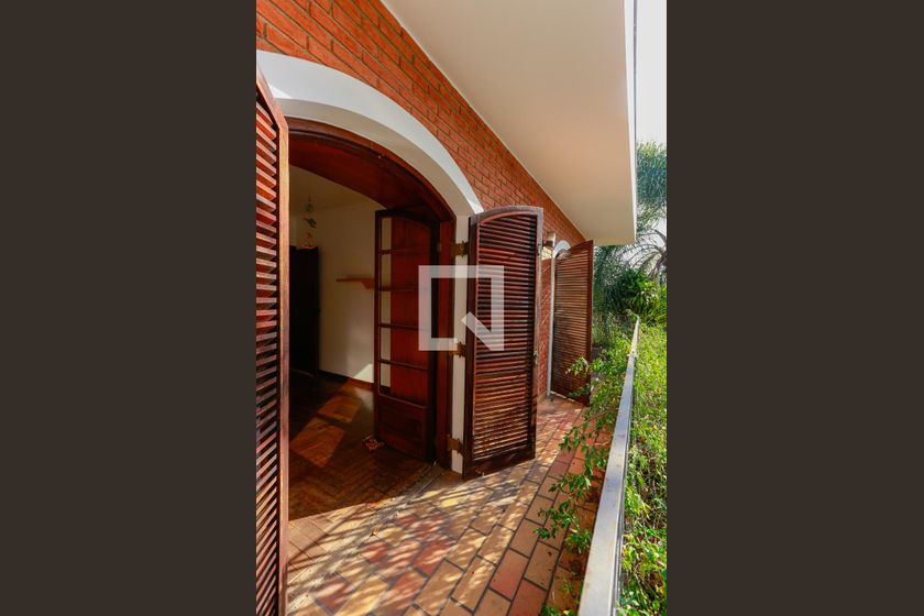 Casa, 4 quartos, 300 m² - Foto 57