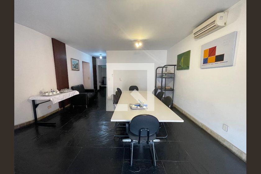Casa, 4 quartos, 295 m² - Foto 1