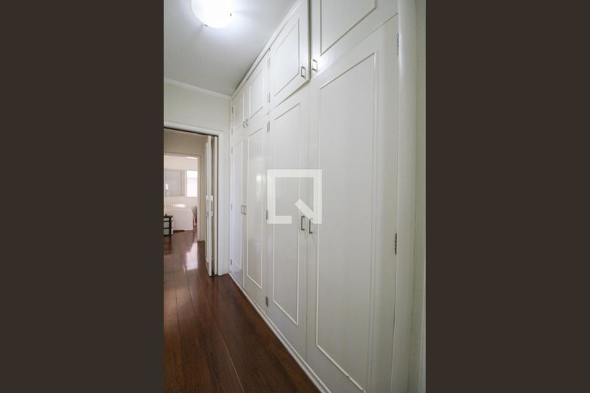 Apartamento à Venda - Cambuí, 3 Quartos,  250 m2 em , Campinas - sp | SoloBR