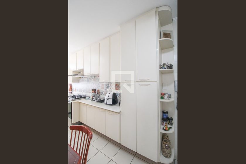 Apartamento à Venda - Cambuí, 3 Quartos,  250 m2 em , Campinas - sp | SoloBR