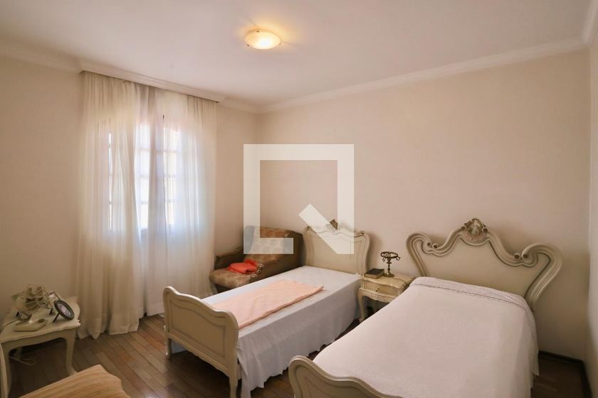 Casa, 3 quartos, 250 m² - Foto 29
