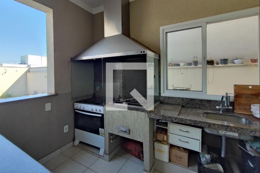 Casa à Venda - Swiss Park, 5 Quartos,  310 m2 em , Campinas - sp | SoloBR