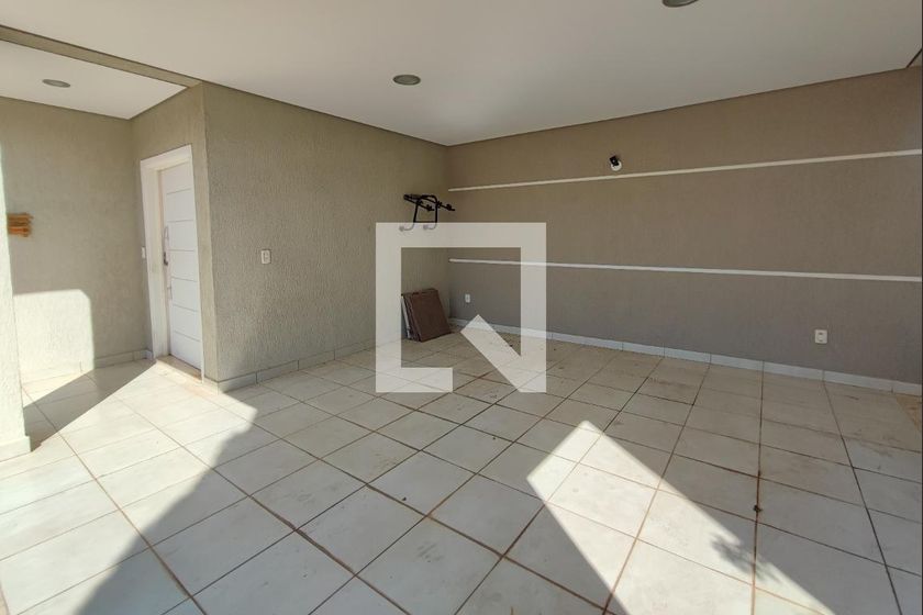 Casa à Venda - Swiss Park, 5 Quartos,  310 m2 em , Campinas - sp | SoloBR