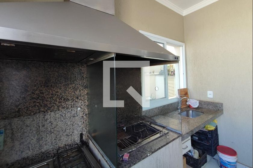 Casa à Venda - Swiss Park, 5 Quartos,  310 m2 em , Campinas - sp | SoloBR