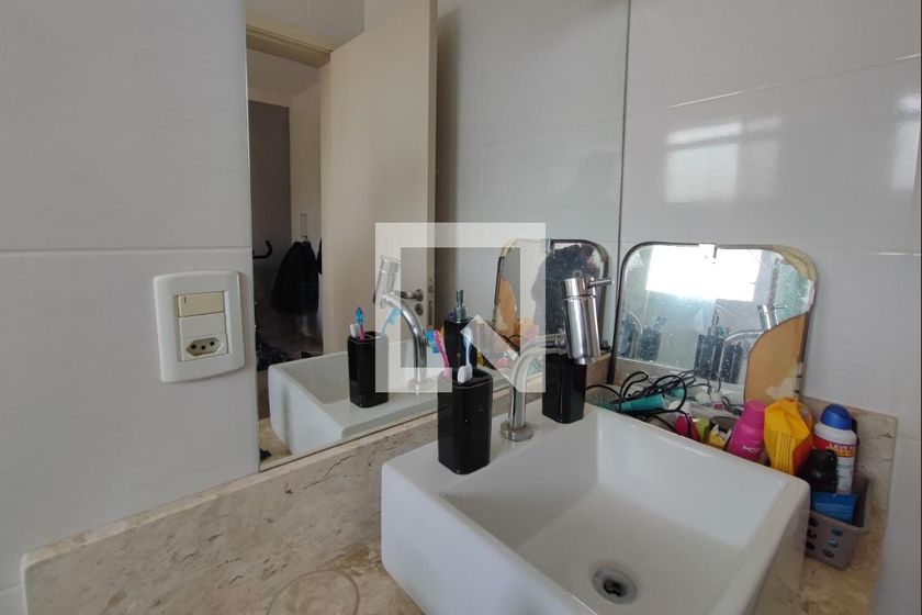 Casa à Venda - Swiss Park, 5 Quartos,  310 m2 em , Campinas - sp | SoloBR