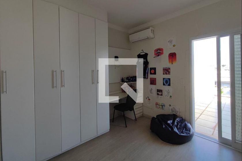 Casa à Venda - Swiss Park, 5 Quartos,  310 m2 em , Campinas - sp | SoloBR