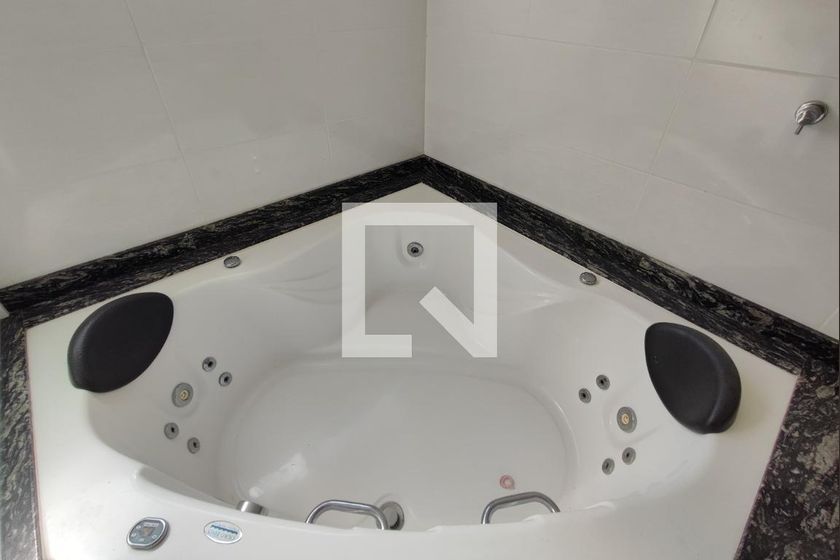 Casa à Venda - Swiss Park, 5 Quartos,  310 m2 em , Campinas - sp | SoloBR