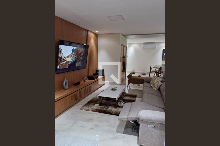 Apartamento à Venda - Lot. Alphaville Campinas, 4 Quartos,  215 m2 em , Campinas - sp | SoloBR