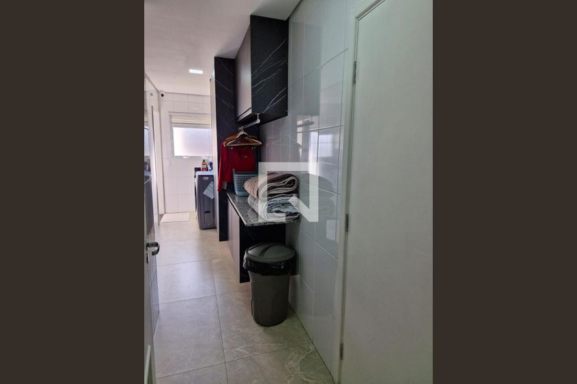 Apartamento à Venda - Lot. Alphaville Campinas, 4 Quartos,  215 m2 em , Campinas - sp | SoloBR