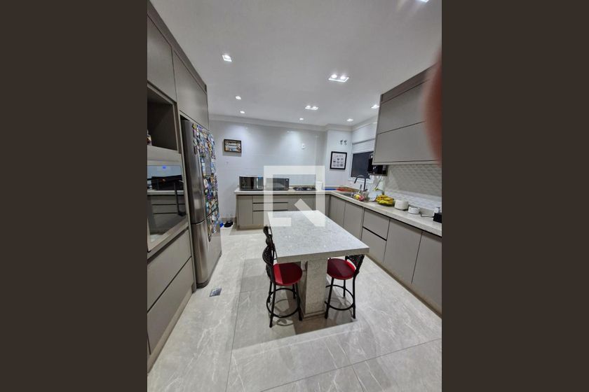 Apartamento à Venda - Lot. Alphaville Campinas, 4 Quartos,  215 m2 em , Campinas - sp | SoloBR